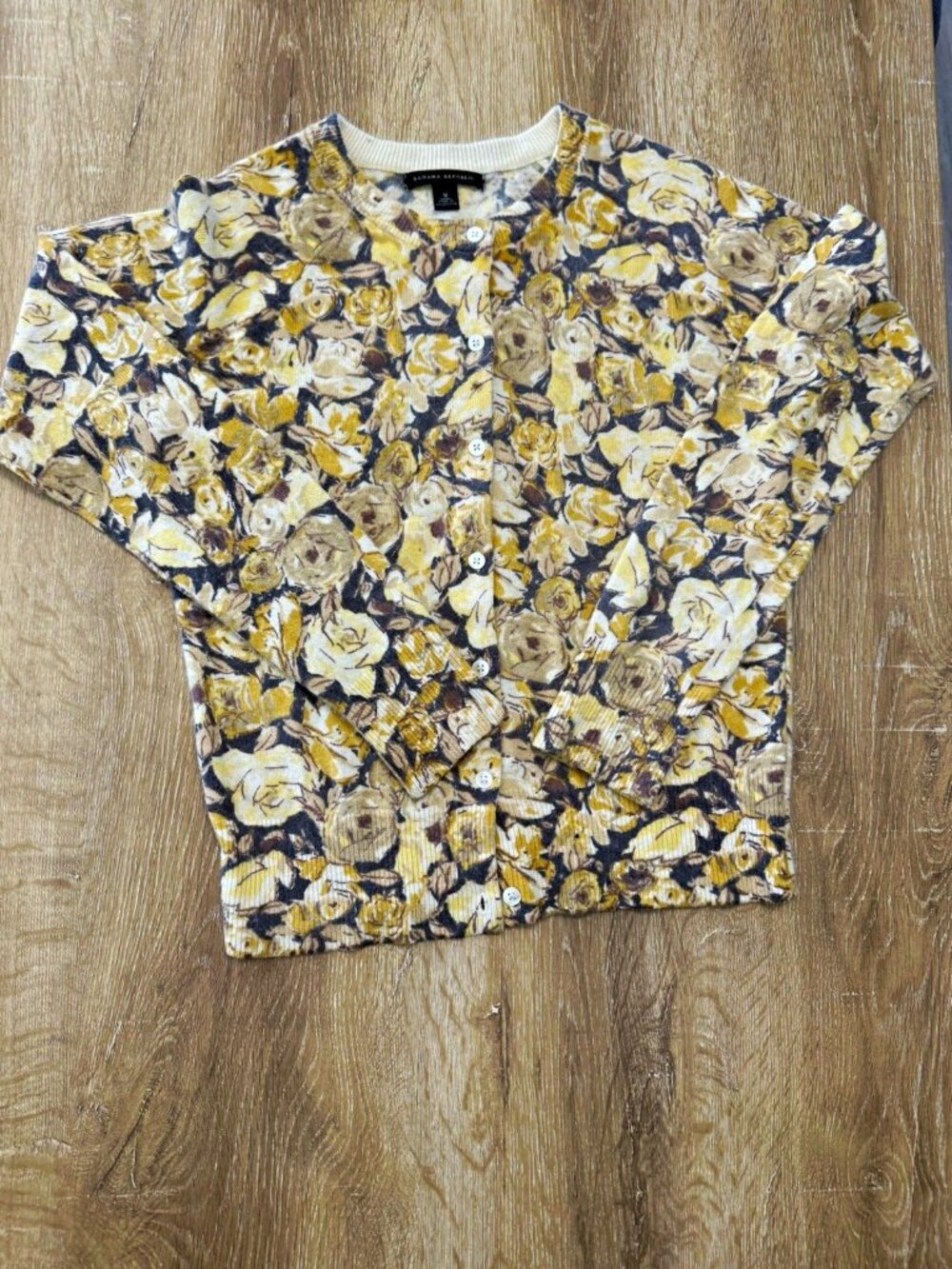 Banana Republic Women’s M Beige Yellow Knit Cardigan Sweater Floral Button Front